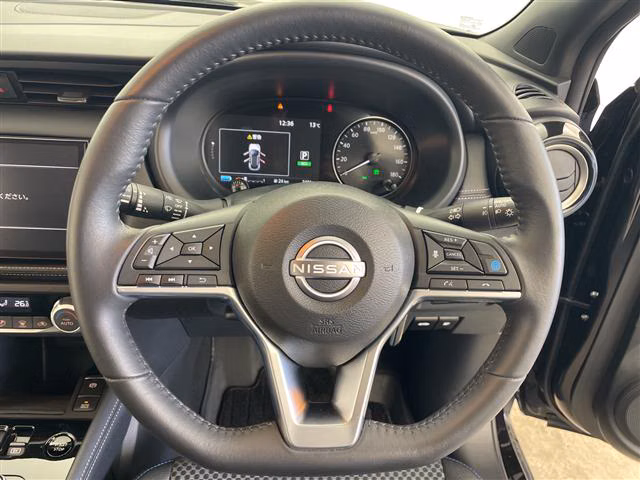 NISSAN KICKS