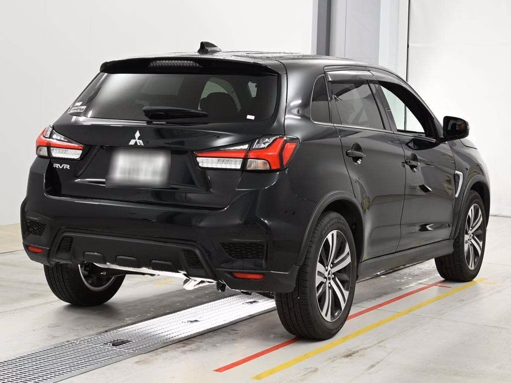 MITSUBISHI RVR