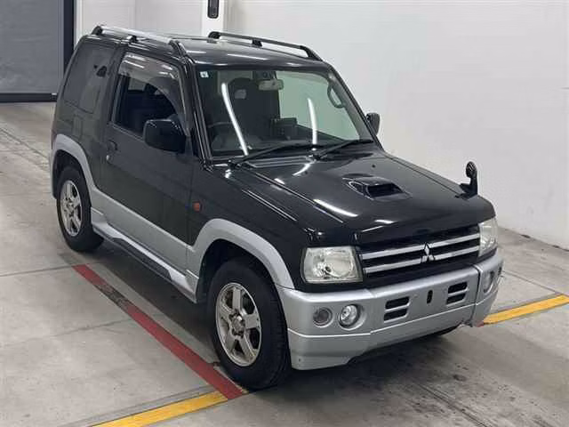 MITSUBISHI PAJERO MINI