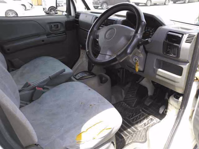MITSUBISHI MINICAB