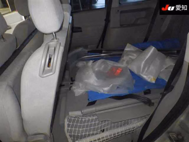 SUBARU TRAVIQ