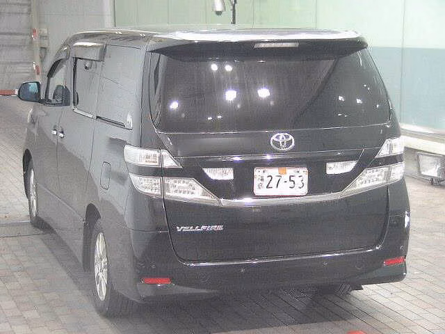 TOYOTA VELLFIRE