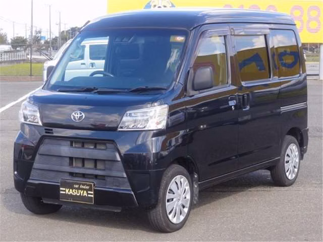 TOYOTA PIXIS VAN