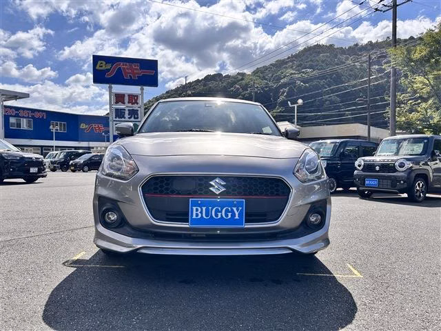 SUZUKI SWIFT