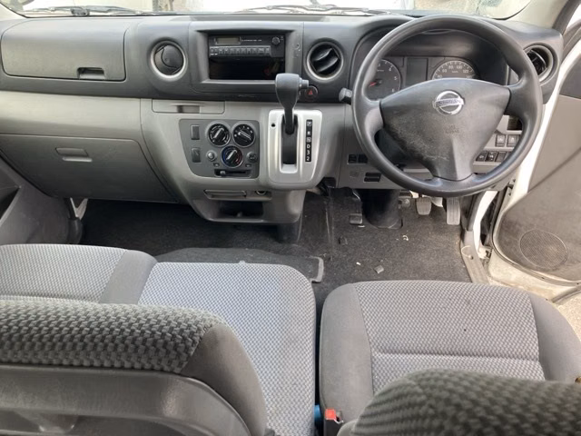 NISSAN NV350 CARAVAN