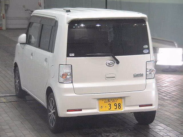 DAIHATSU MOVE CONTE