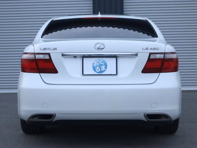 LEXUS LS460