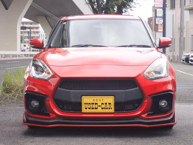SUZUKI SWIFT