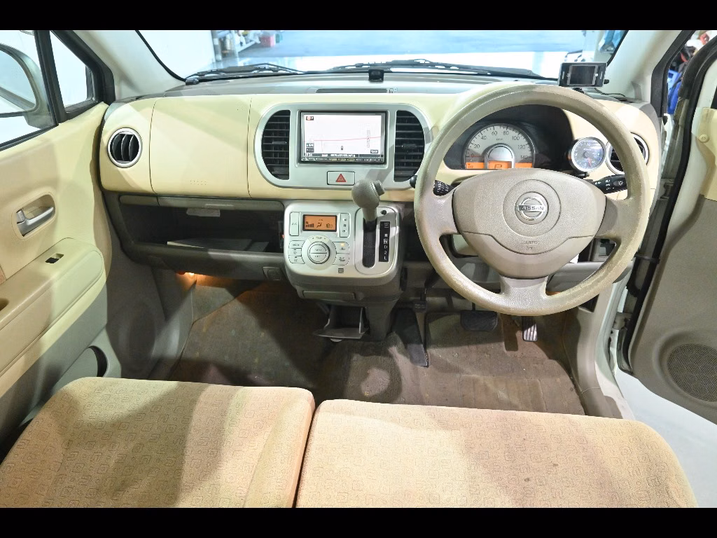 NISSAN MOCO