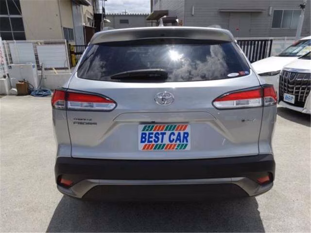 TOYOTA COROLLA CROSS