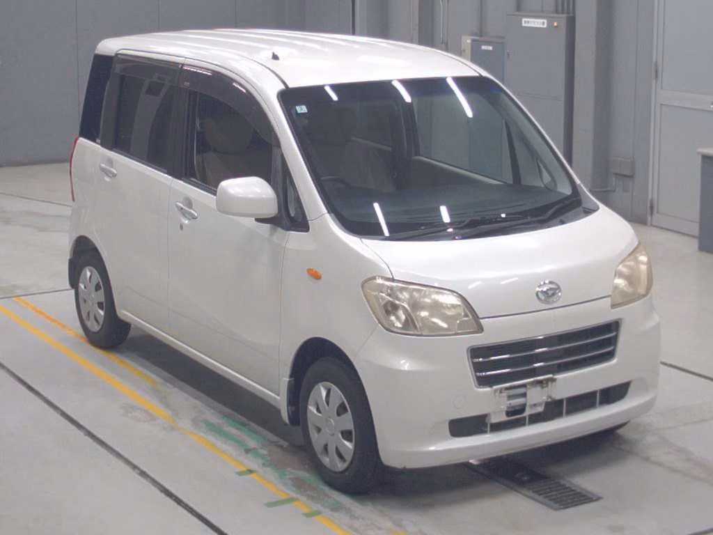 DAIHATSU TANTO EXE