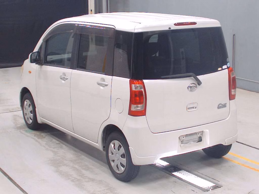 DAIHATSU TANTO EXE