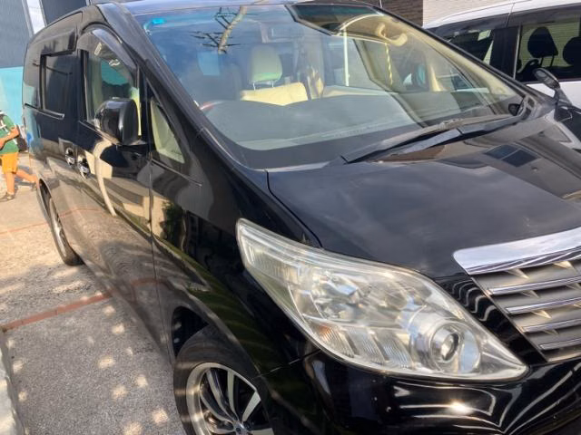 TOYOTA ALPHARD