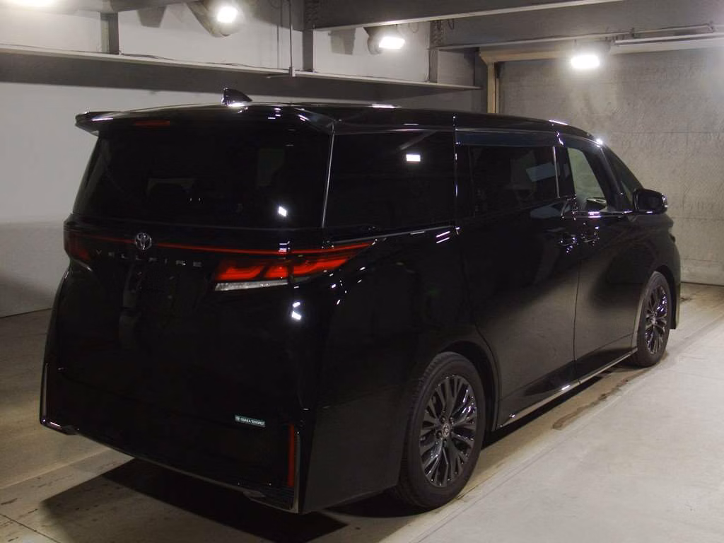 TOYOTA VELLFIRE