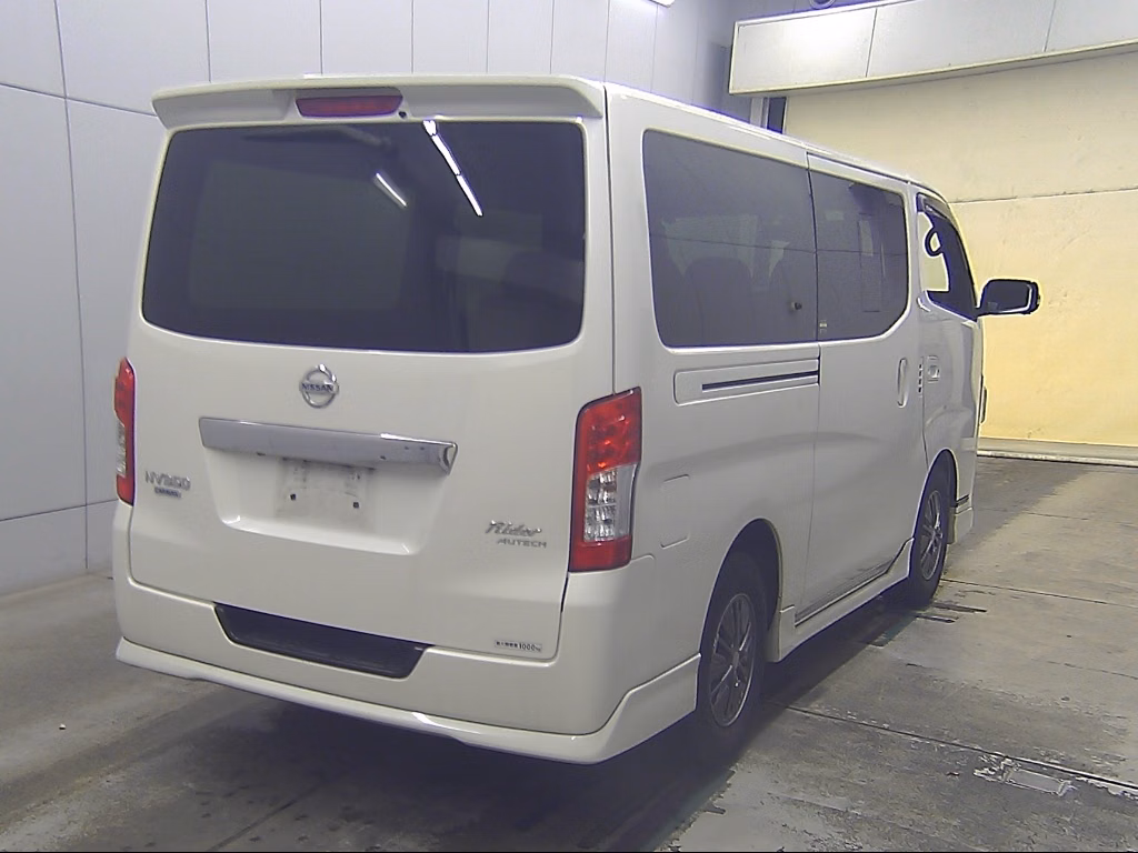 NISSAN NV350 CARAVAN