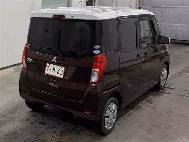 MITSUBISHI EK SPACE
