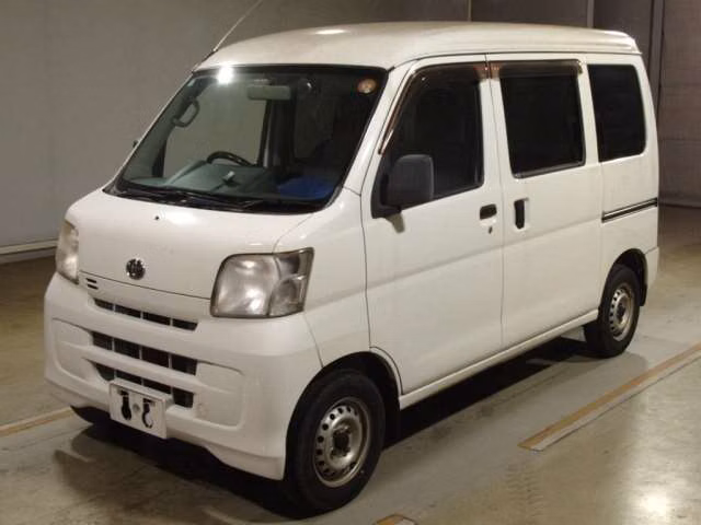 TOYOTA PIXIS VAN