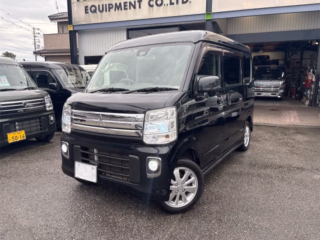 MITSUBISHI TOWN BOX