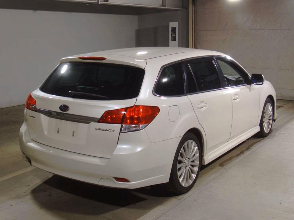 SUBARU LEGACY