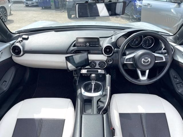MAZDA MX-5