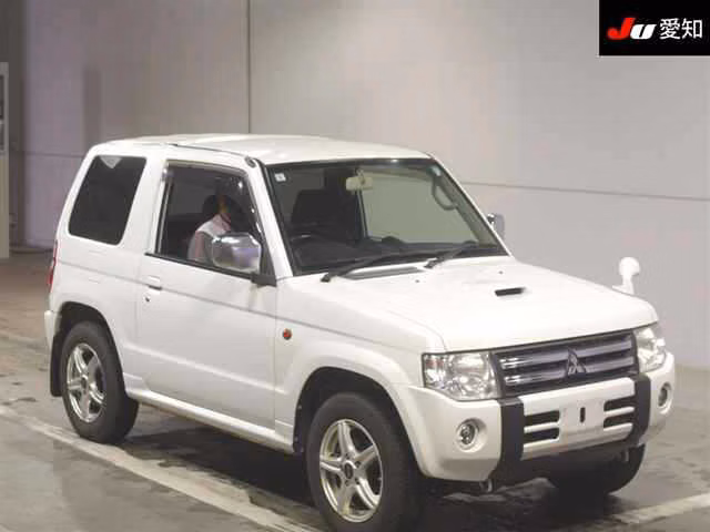 MITSUBISHI PAJERO MINI