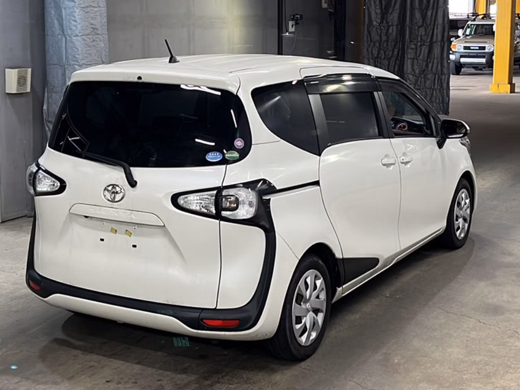 TOYOTA SIENTA