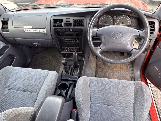 TOYOTA HILUX SURF