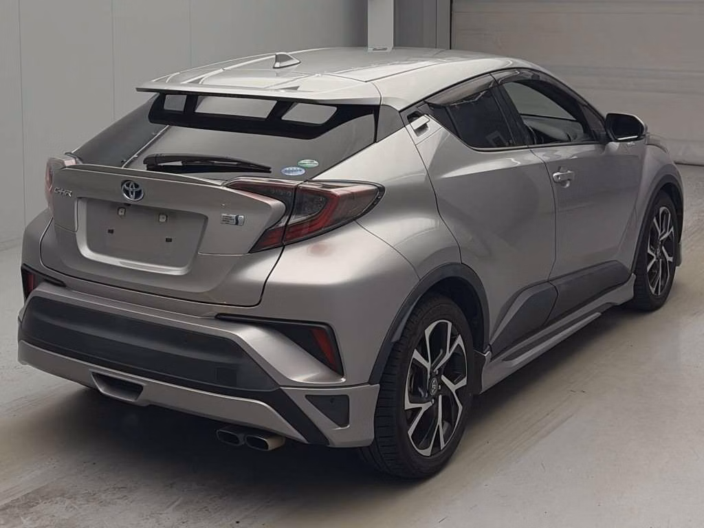 TOYOTA C-HR