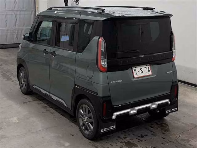 MITSUBISHI DELICA MINI