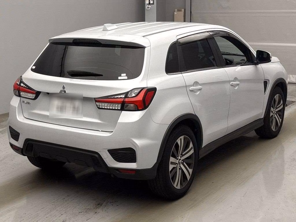 MITSUBISHI RVR