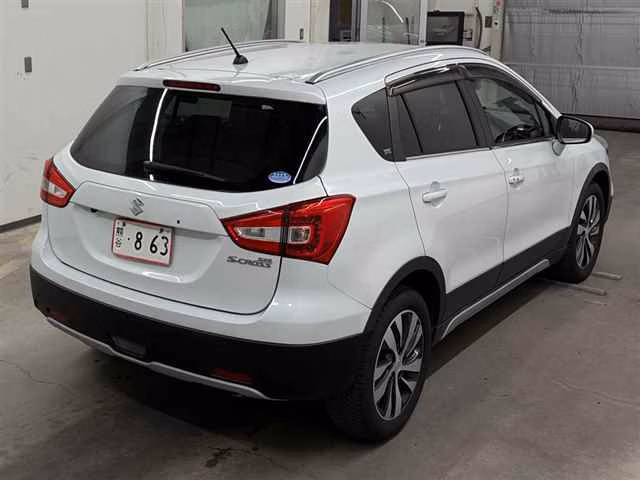 SUZUKI SX4