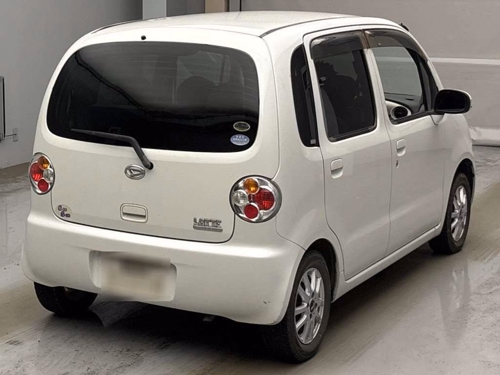 DAIHATSU MOVE LATTE