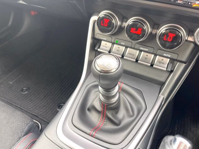 SUBARU BRZ
