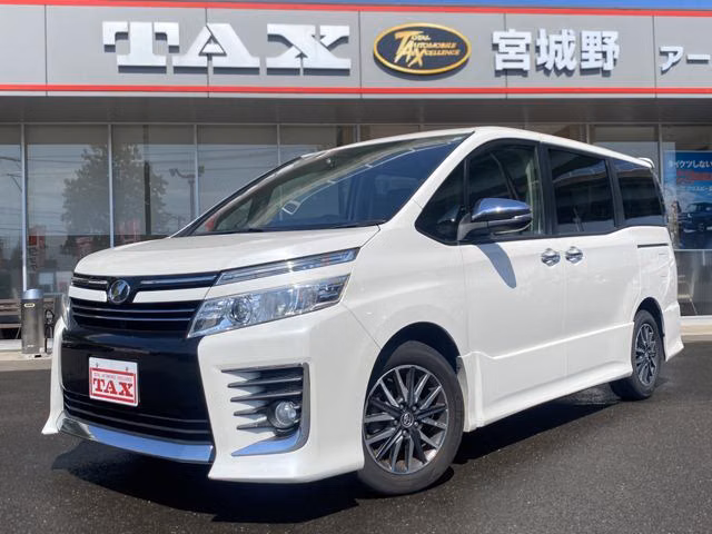 TOYOTA VOXY