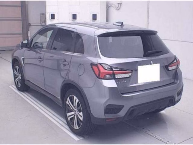 MITSUBISHI RVR