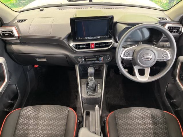 DAIHATSU ROCKY