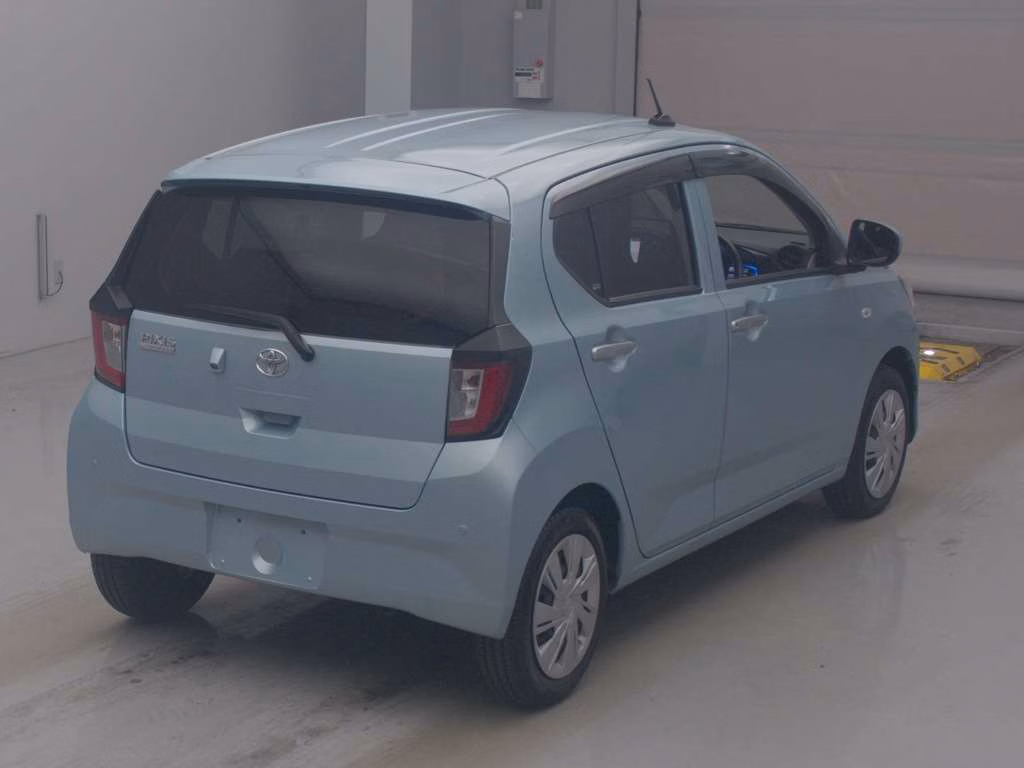 TOYOTA PIXIS EPOCH