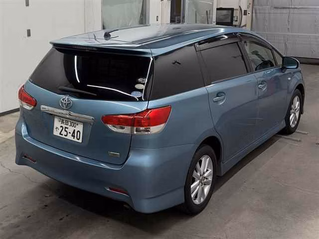 TOYOTA WISH