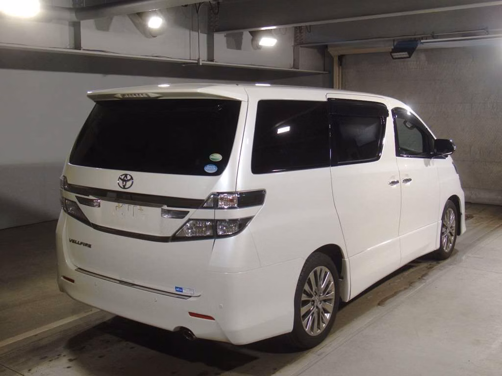 TOYOTA VELLFIRE