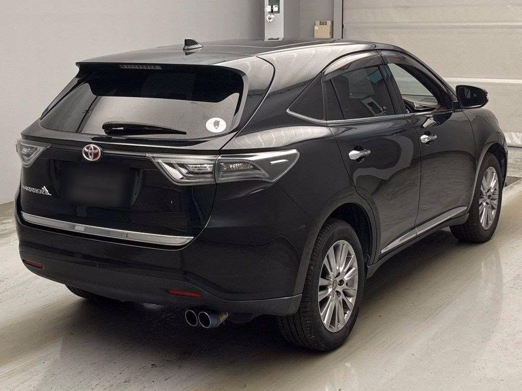 TOYOTA HARRIER