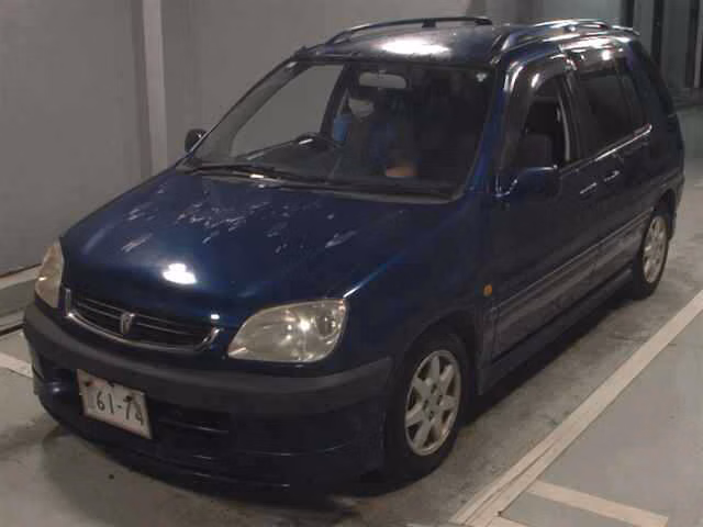 TOYOTA RAUM