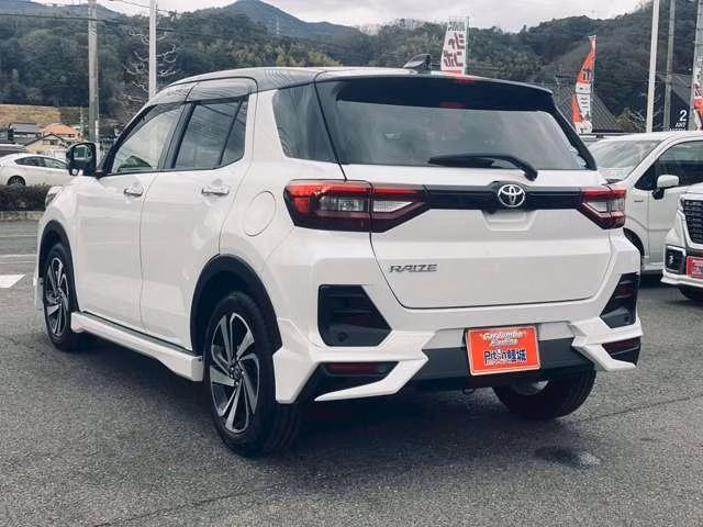 TOYOTA RAIZE
