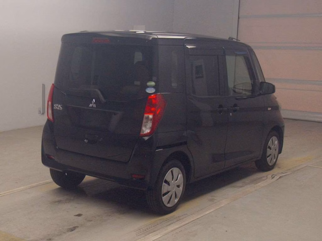 MITSUBISHI EK SPACE