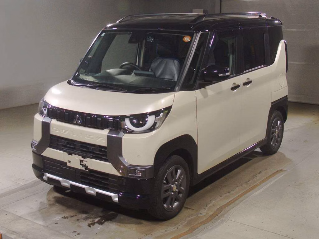 MITSUBISHI DELICA MINI