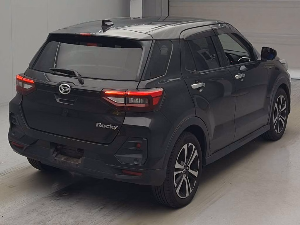 DAIHATSU ROCKY