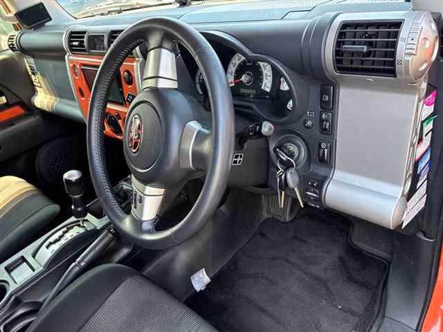 TOYOTA FJ CRUISER