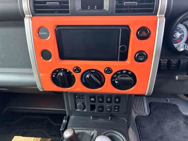 TOYOTA FJ CRUISER