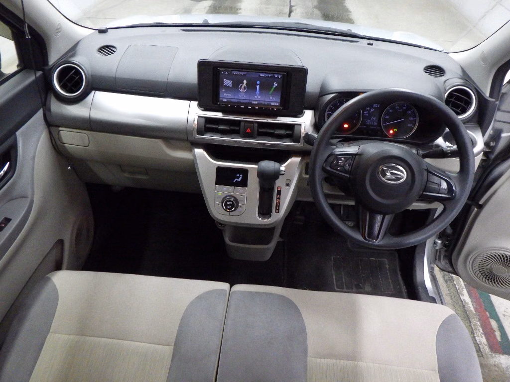 DAIHATSU CAST