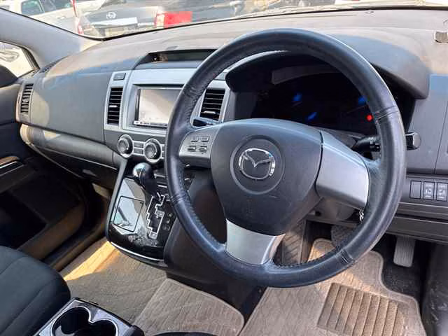 MAZDA MPV
