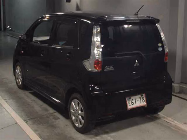 MITSUBISHI EK CUSTOM